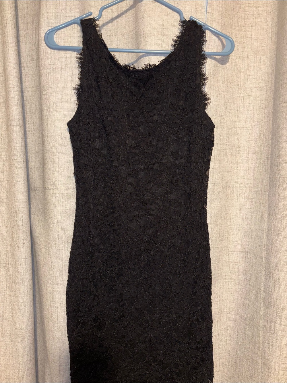 Black Lace Sleeveless Sheath Dress